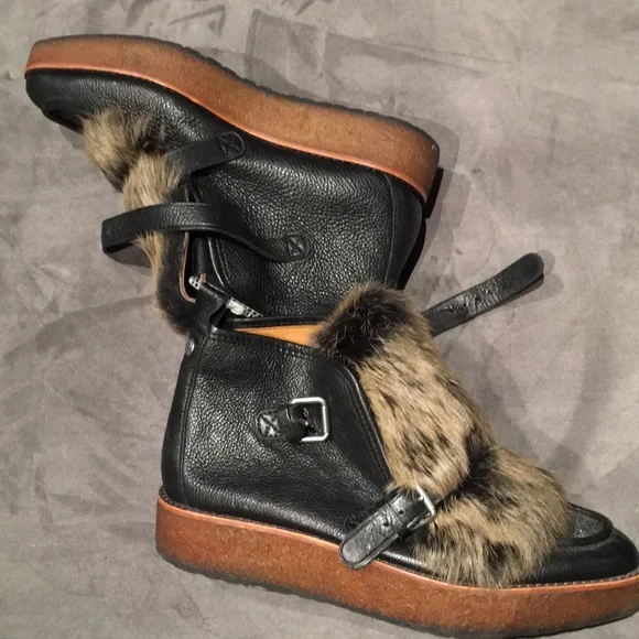 Coach Stylish Black and Brown Fur-Trimmed Women's Shoes - Picture 6 of 7